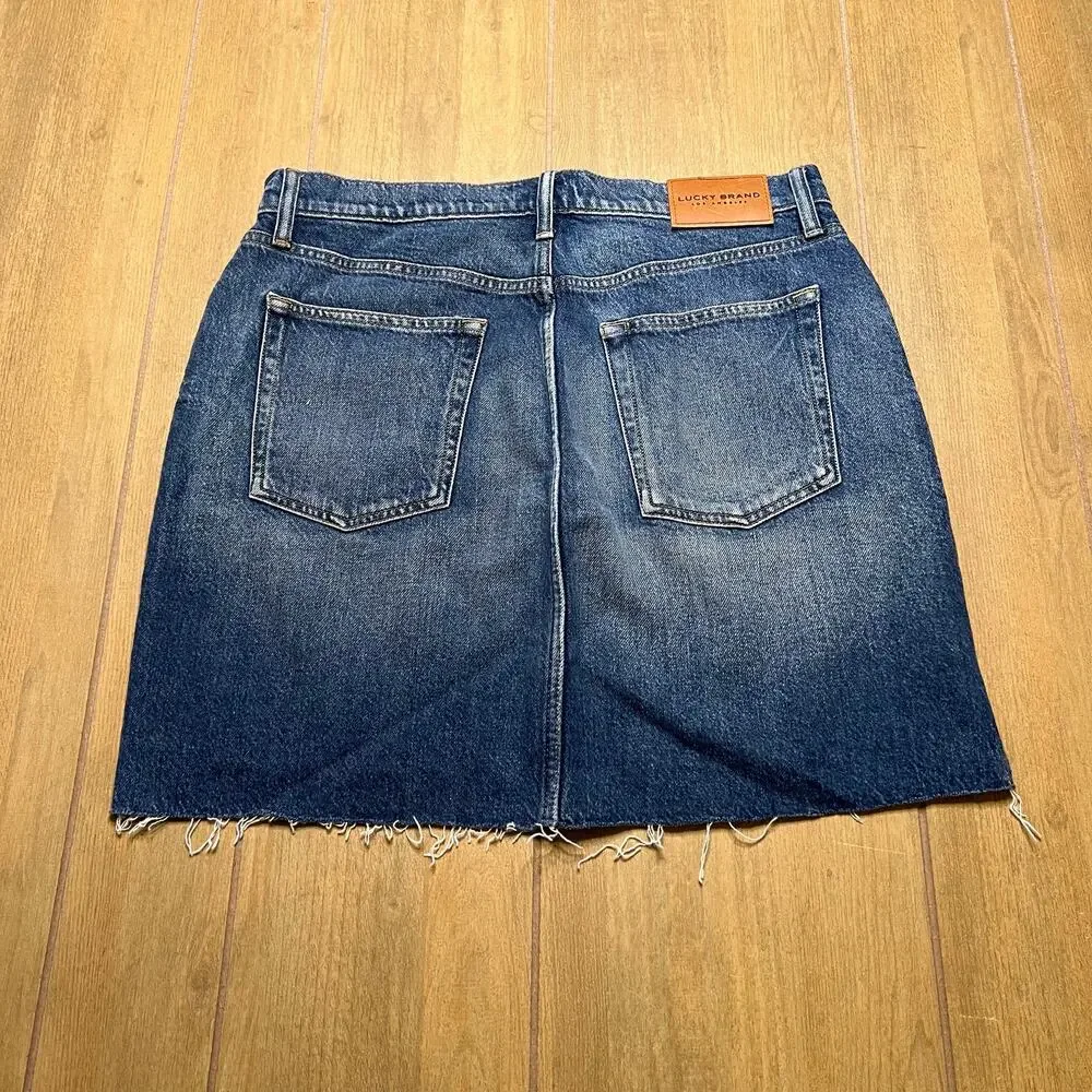 Lucky Brand Women's High Rise Cut Off Jean Skirt Blue Sz 10/30 casual - Picture 5 of 12